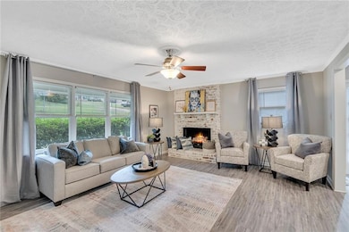 209 Caboose Ln, Woodstock, GA 30189 - photo 2