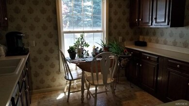 277 Shartle Place, North Tonawanda, NY 14120 - photo 6