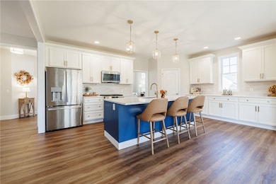 40 Copper Beech Run, Fairport, NY 14450 - photo 6