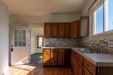 862 N Market St, Andrews, IN 46702 - photo 3