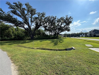 321 Cypress Crossing Dr, Belle Chasse, LA 70037 - photo 3