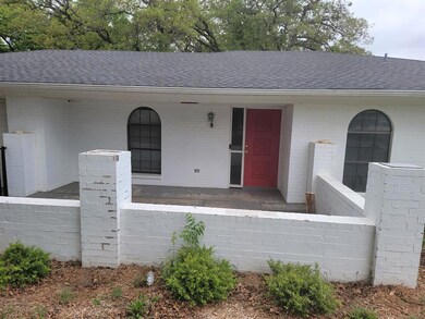 2611 W Highland Dr, Granbury, TX 76049 - photo 5