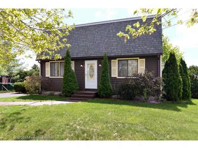 4 Quill Dr, West Warwick, RI 02893 - photo 2