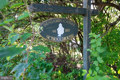 1567 Potshop Rd, Norristown, PA 19403 - photo 4