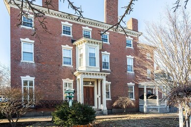 90 Washington Square E unit 4, Salem, MA 01970 - photo 3