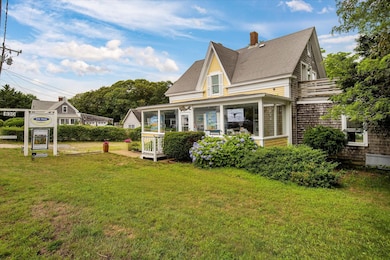 820 Main Street Gallery