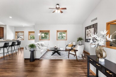 3360 Box Elder Ct, Plover, WI 54467 - photo 7