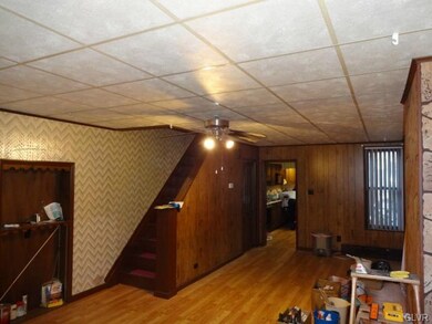737 N 4th St, Allentown, PA 18102 - photo 2