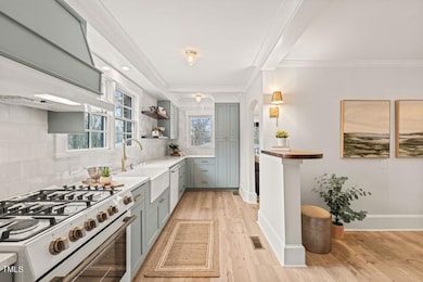 02-Photo 2