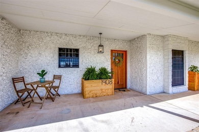 1908 Long Creek Ct, Granbury, TX 76049 - photo 4