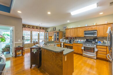 6400 Brookmead HD -30