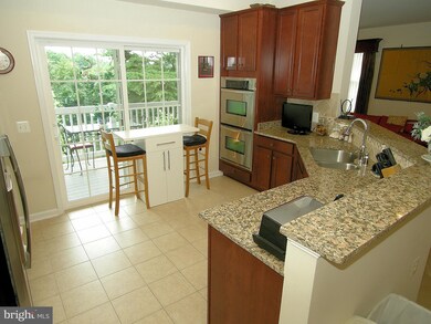 1410 Wigeon Way unit 304, Gambrills, MD 21054 - photo 6