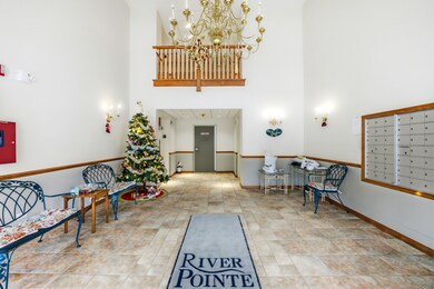 650 S River Rd unit 405, Des Plaines, IL 60016 - photo 2