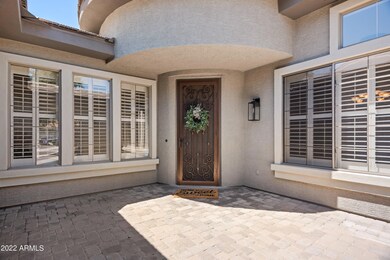 07-531 E Elgin St-7