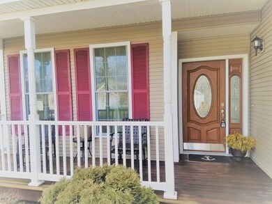 17 Andrews Dr, Uxbridge, MA 01569 - photo 2