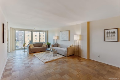 20 Old Mamaroneck Rd unit 5Q, White Plains, NY 10605 - photo 6