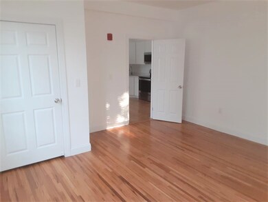 11 Park St unit 12, Haverhill, MA 01830 - photo 3