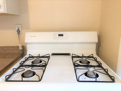 283 Belmont Ave unit 2R, Springfield, MA 01108 - photo 5