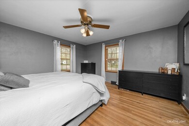 107 E Jackson St, Oswego, IL 60543 - photo 7