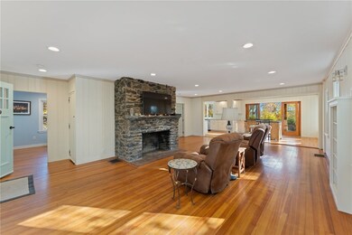 7 Emery Dr, Warren, RI 02885 - photo 7