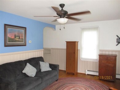 565 S Magnolia Ave, Waynesboro, VA 22980 - photo 4