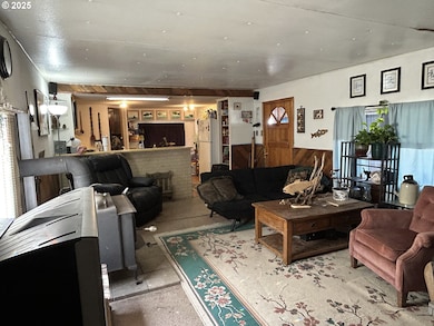 Kitchen/Living Room
