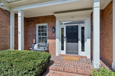 114 Chatsworth Dr, Nashville, TN 37215 - photo 6