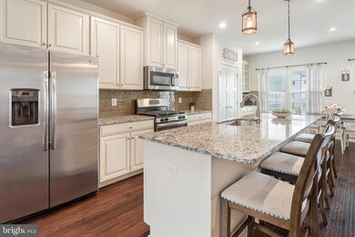 2103 Hemlock Bay Rd, Dumfries, VA 22026 - photo 3