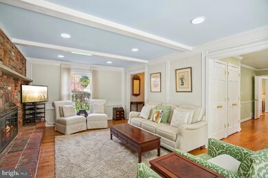 8804 Fox Hills Trail, Potomac, MD 20854 - photo 4