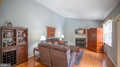11009 Grassy Knoll Terrace, Germantown, MD 20876 - photo 7