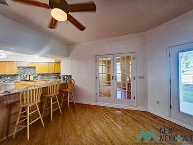 809 Colonial Ct, Carlsbad, NM 88220 - photo 7