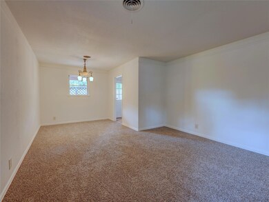 624 Post Oak Dr, Hurst, TX 76053 - photo 4