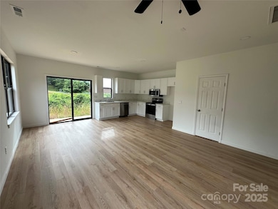 804 3rd Street Place SW, Hickory, NC 28602 - photo 2