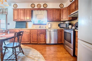 188 Green Meadow Ln, Pen Argyl, PA 18072 - photo 5