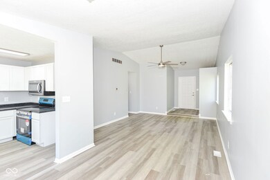 1482 Rebecca Ln, Franklin, IN 46131 - photo 7