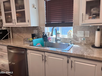 17200 W Bell Rd unit 1716, Surprise, AZ 85374 - photo 4