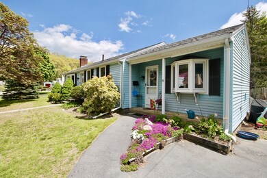 95 Hanian Dr, East Weymouth, MA 02189 - photo 3