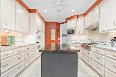Expansive kitchen