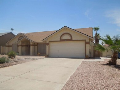 Casper - 4809 McLellan (2)
