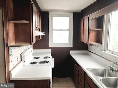 49 Waterview Rd, Dundalk, MD 21222 - photo 6