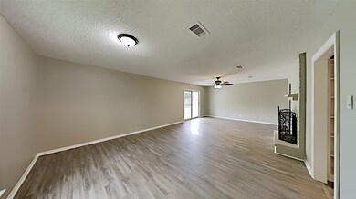 4855 Charnock Dr, Alvin, TX 77511 - photo 6