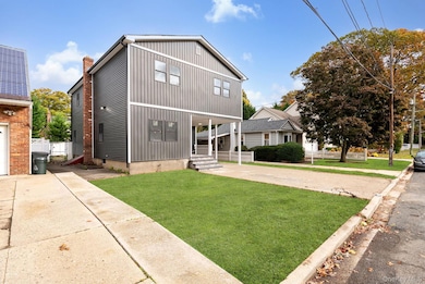 1911 Carroll Ave, Merrick, NY 11566 - photo 2