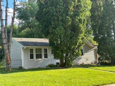 133 San Juan Rd, Carpentersville, IL 60110 - photo 3