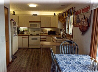 jills condo d-2 16 (Medium) (1)