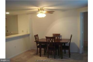 4309 Pembrook Village Dr unit 11, Alexandria, VA 22309 - photo 6