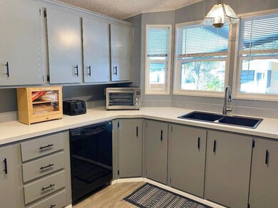 8880 SW 27th Ave unit LOT A42, Ocala, FL 34476 - photo 5