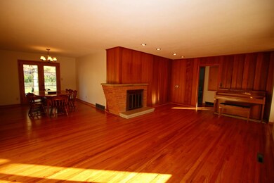 Living/Dining Room