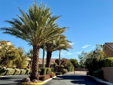 Ambiance Southwest!
A gated community.