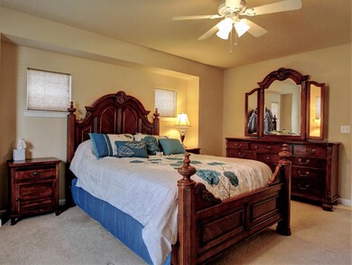 5229 Moore Loop