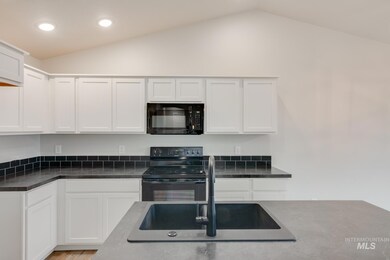 3986 E Syracuse St, Nampa, ID 83686 - photo 3